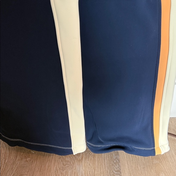 LIKE NEW Cordova Tirol Skisuit Size Medium fits like a FR38 - Picture 9 of 11